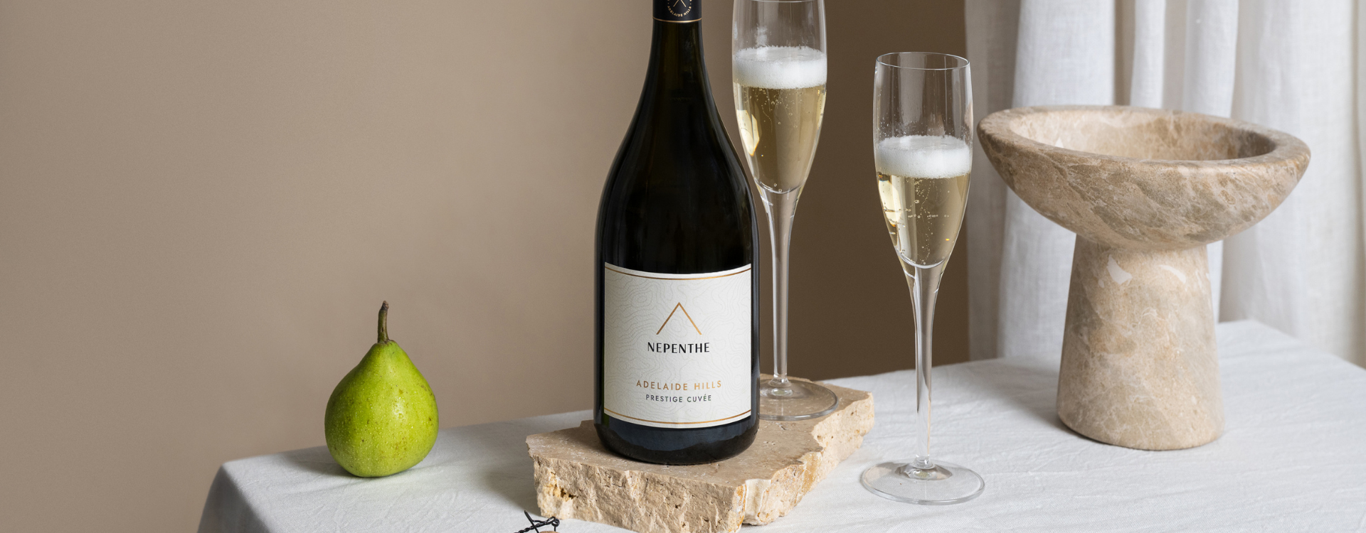 <span style="font-size:40px;"><span style="color:#ffffff;">Save 30% Off All<br>Ros&eacute; & Sparkling<br>this Valentine's Day!</span></span>